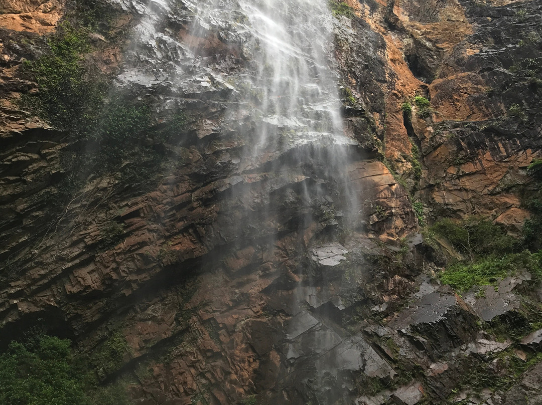Lembing Rainbow Waterfall-Sungai Lembing必去景点