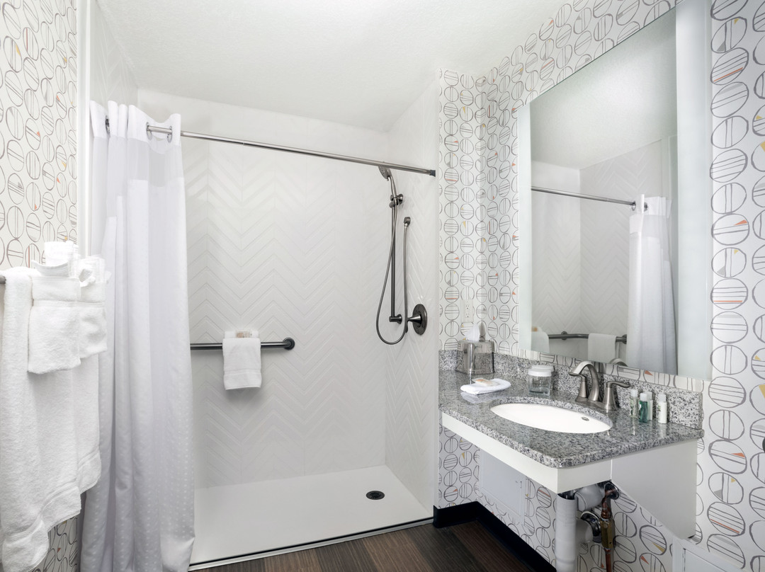 Holiday Inn Asheville East-blue Ridge Pkwy By IHG主图