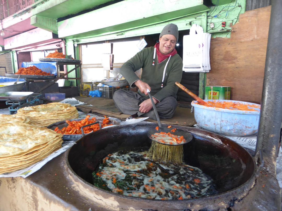 Baba Reshi Shrine-贡马必去景点