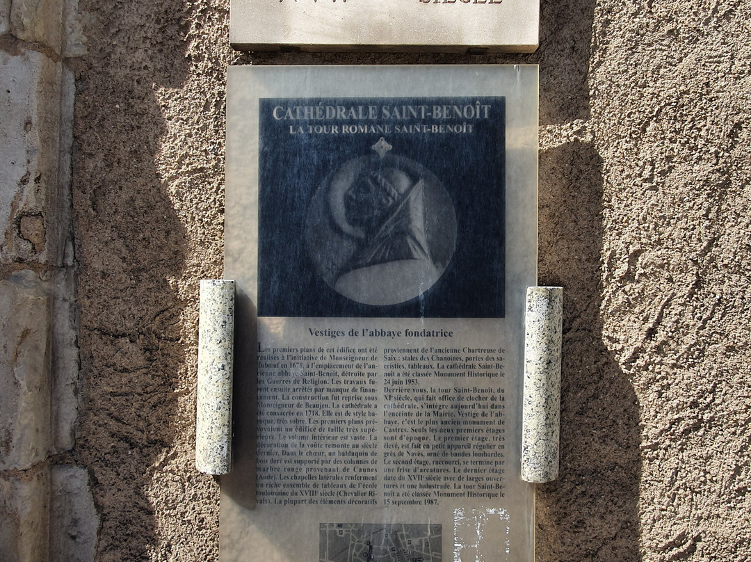 Église St-Benoît-卡斯特尔必去景点