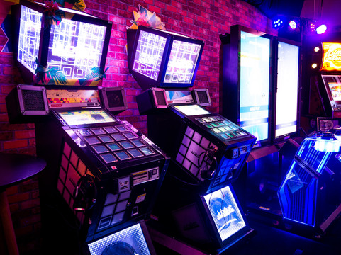 Smålands Spelhall-韦克舍必去景点