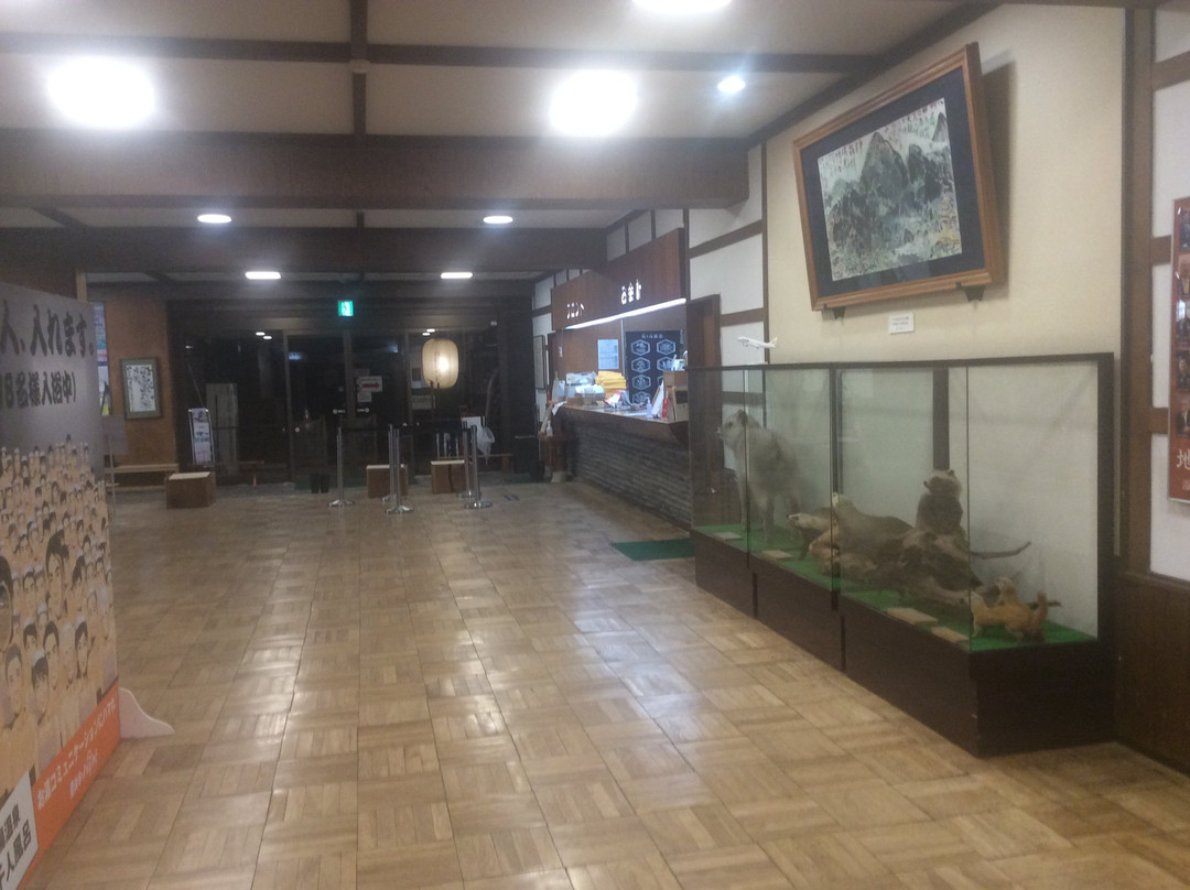 酸汤温泉旅馆主图