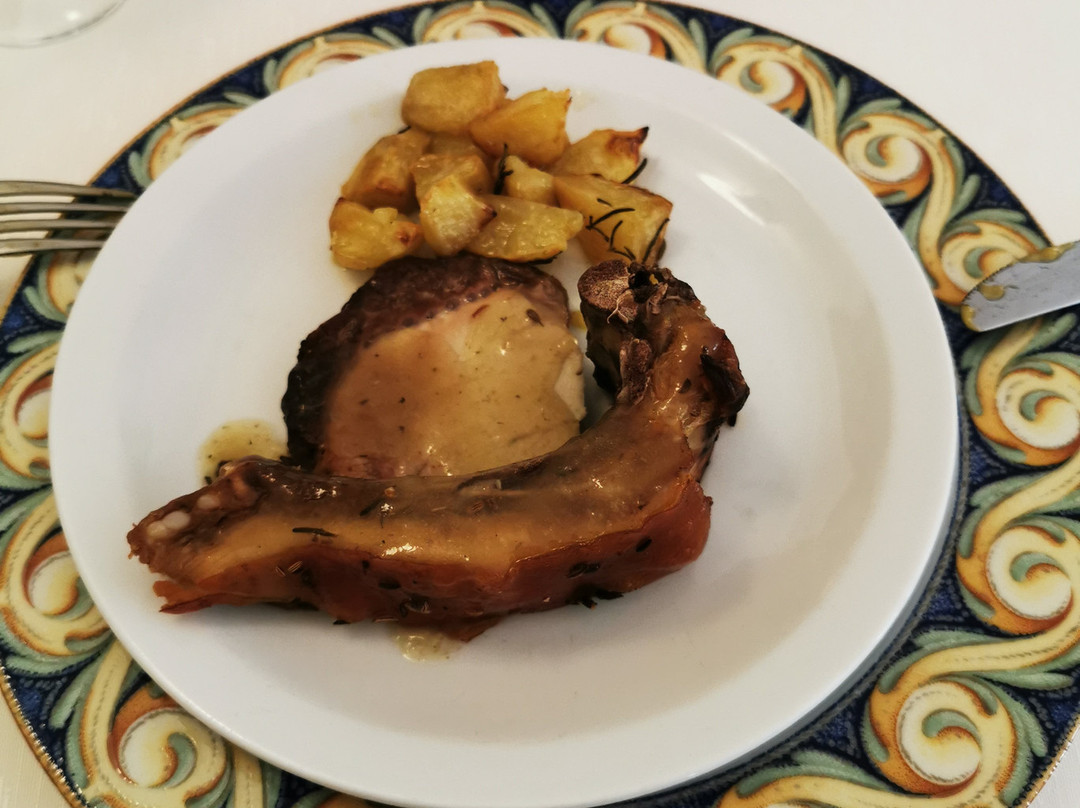 拉皮亚娜酒店主图