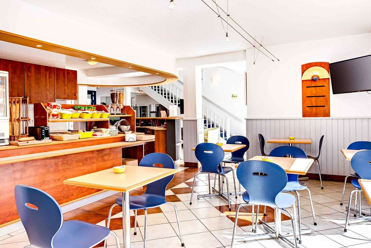 阿让宜必思快捷酒店-官方