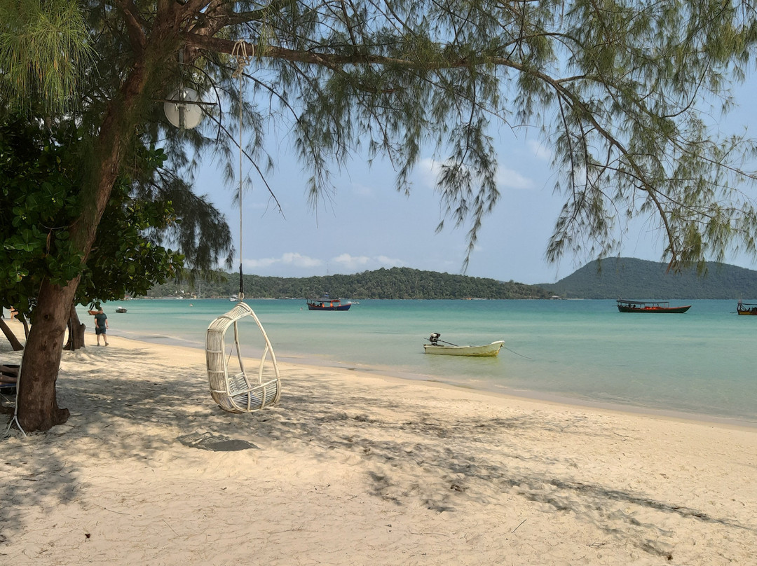 月光度假酒店主图