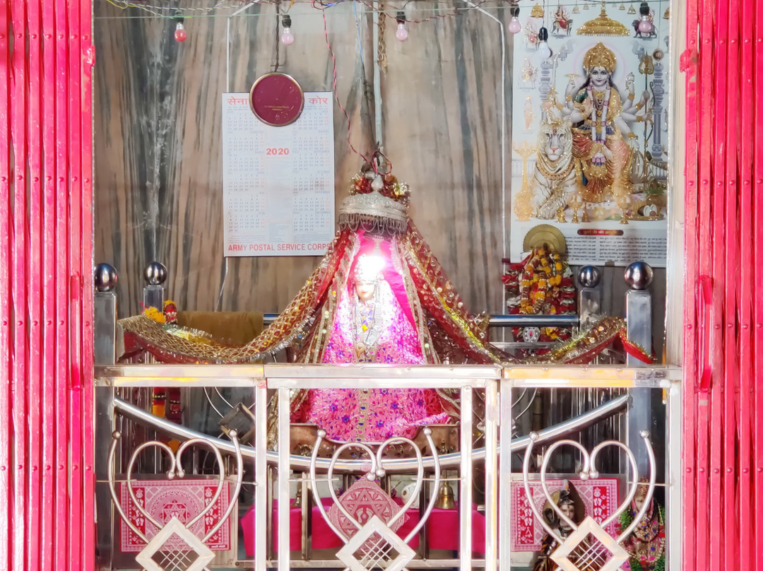 Jhula Devi Temple景点图片