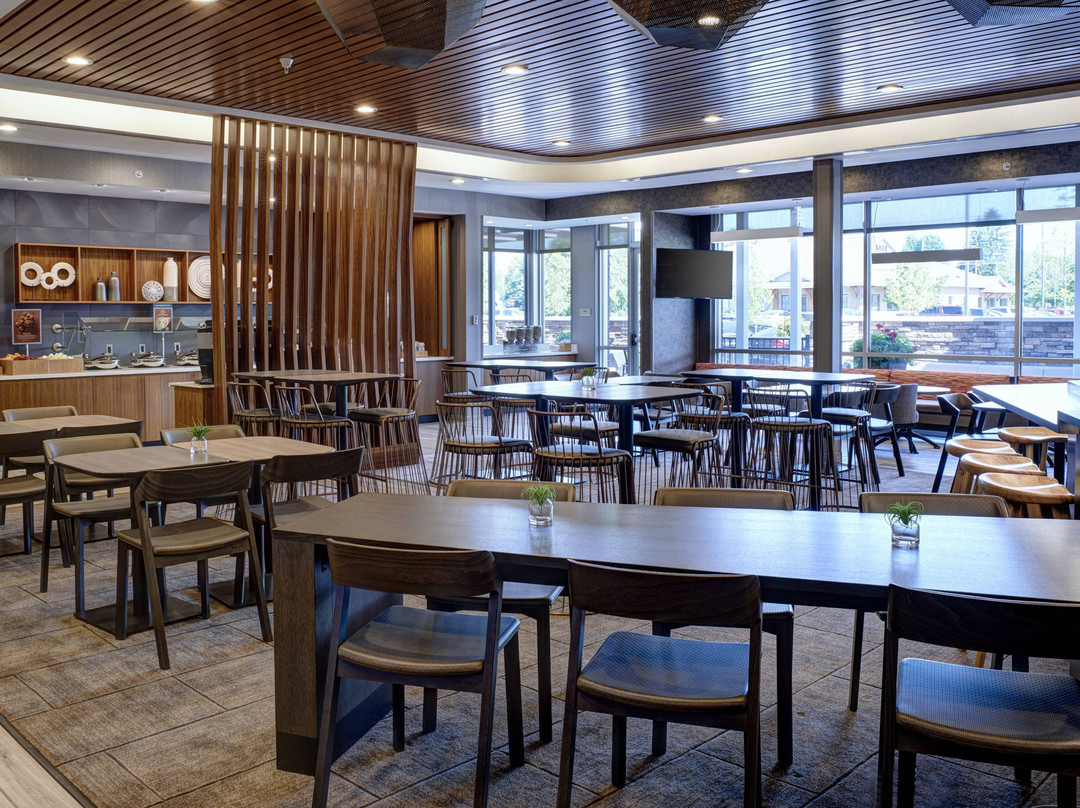 大急流城西SpringHill Suites酒店主图