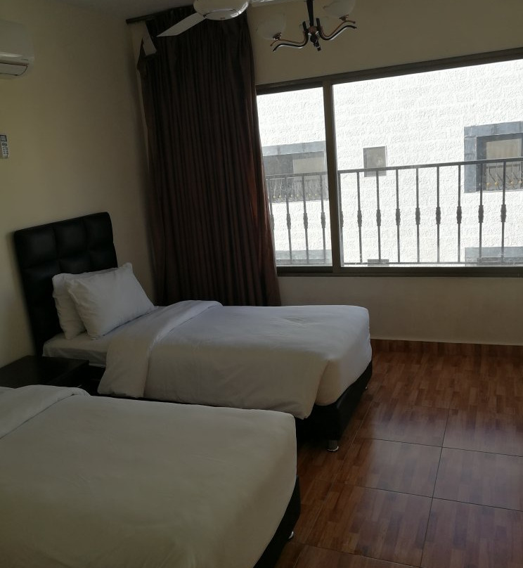 Serenity Hotel主图