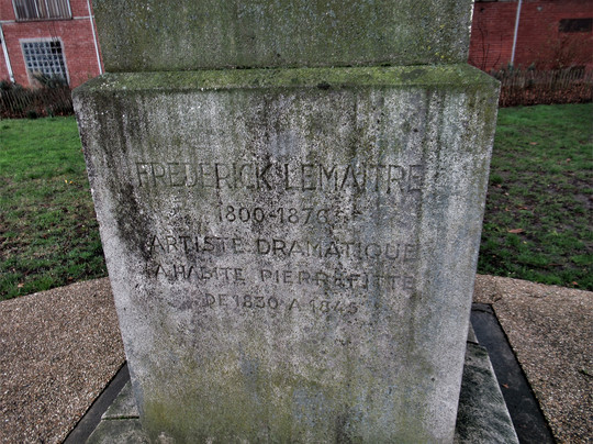 Monument à Frédérick Lemaitre-Pierrefitte-sur-Seine必去景点