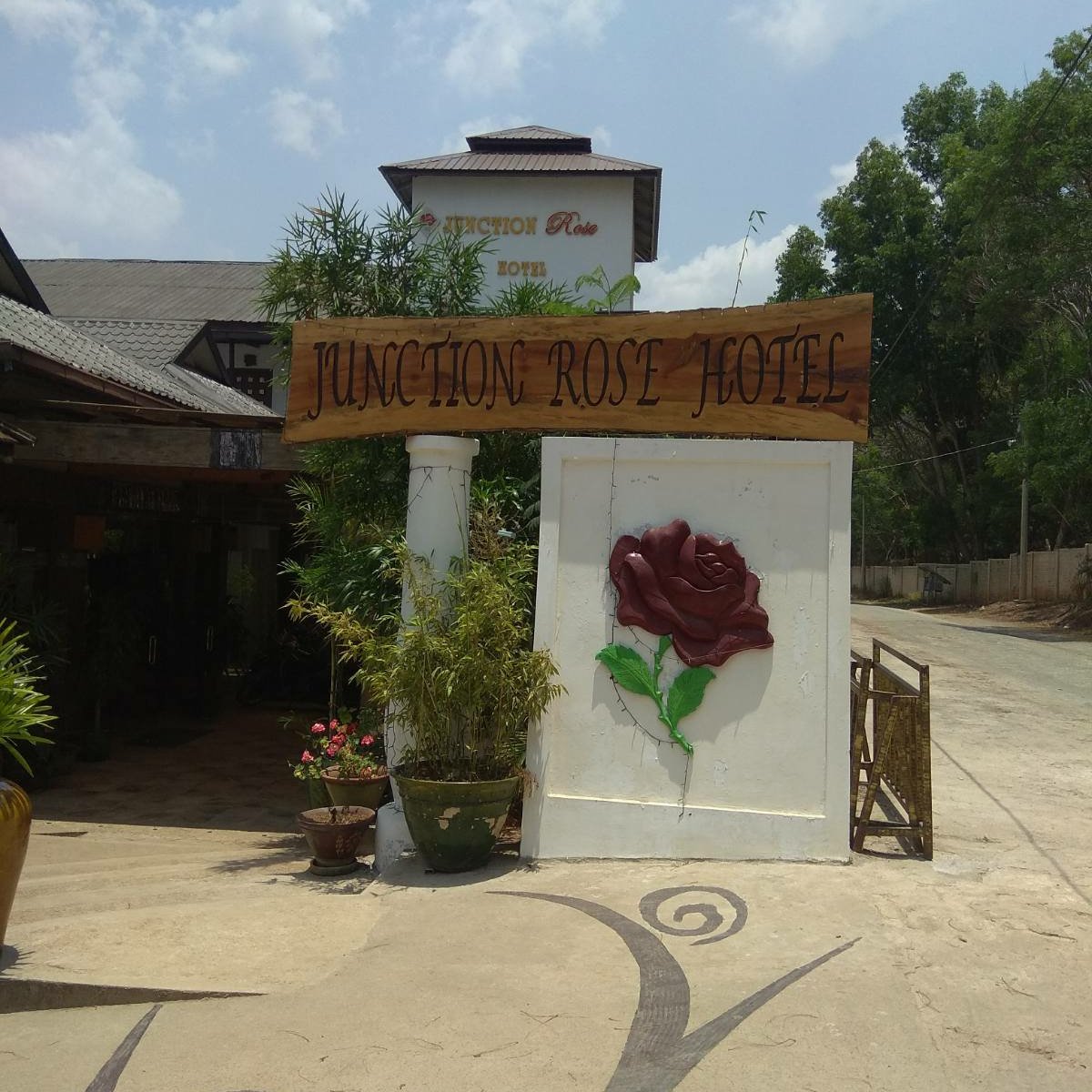 Kalaw Junction Rose Hotel-portrait