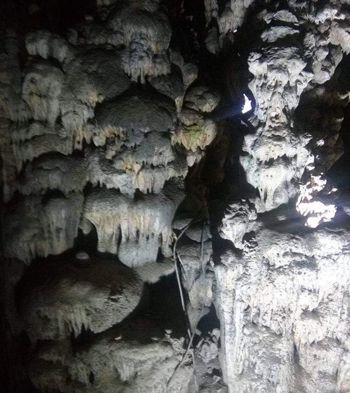Les Grottes de Beni Add景点图片