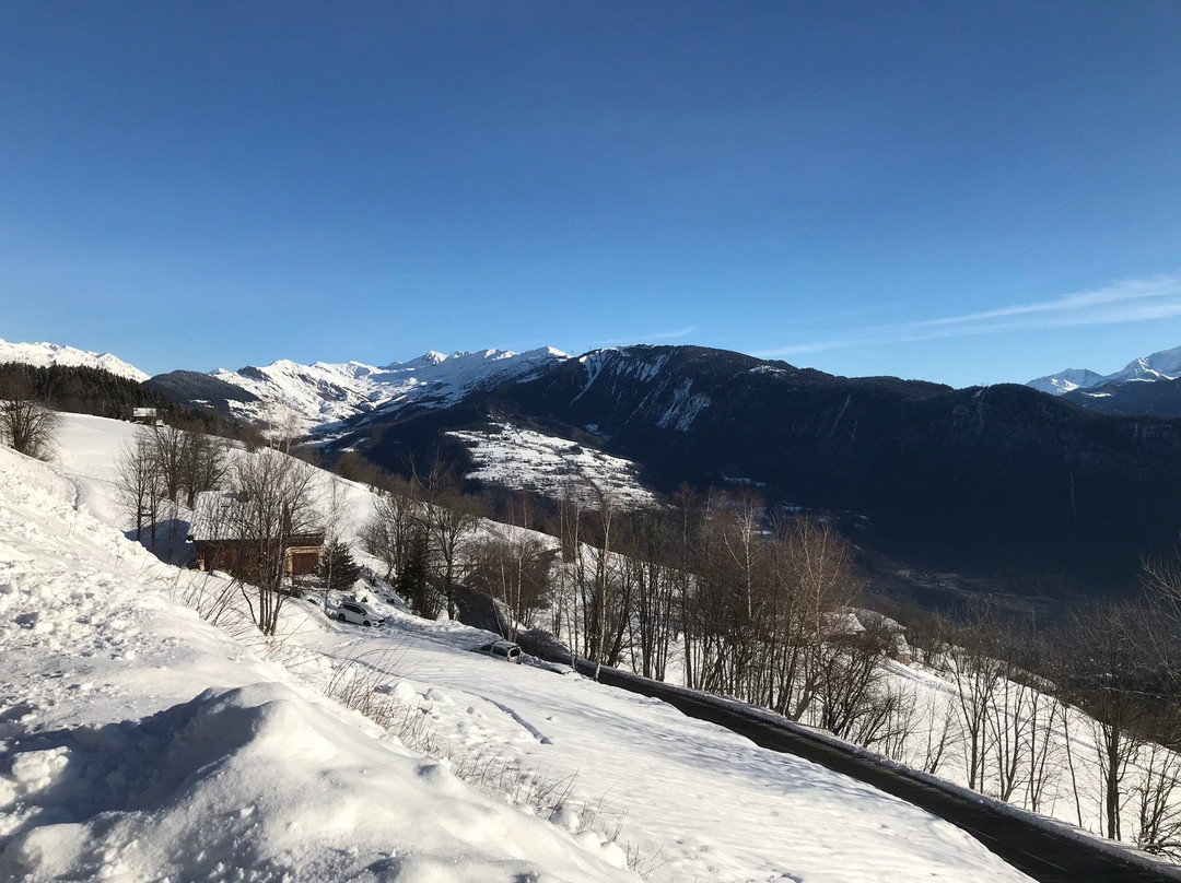 Douy Combelouvière-Doucy必去景点