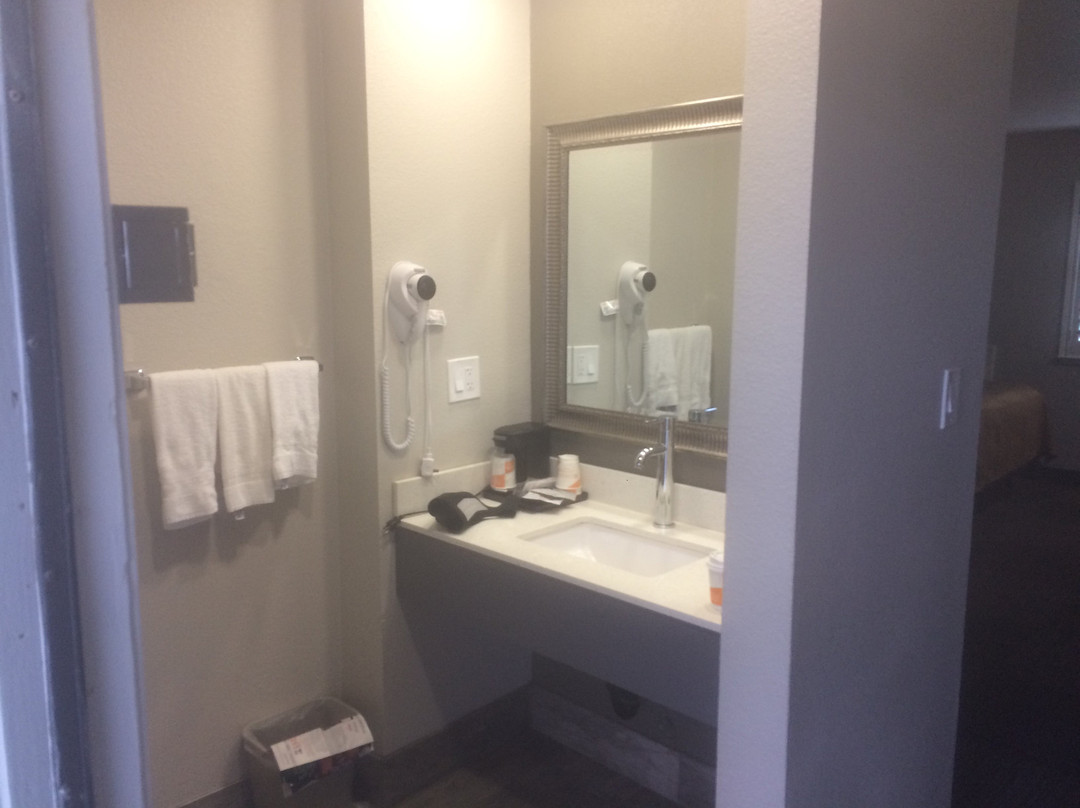 Quality Inn Kettleman City Near Hwy 41主图
