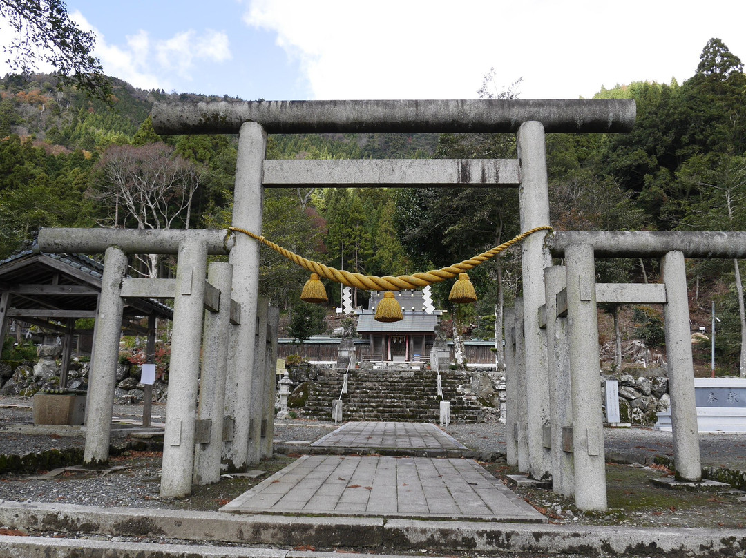Ikagu Shrine-长滨市必去景点