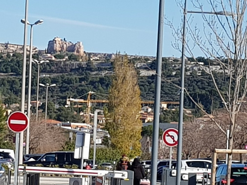Rocher de Vitrolles景点图片