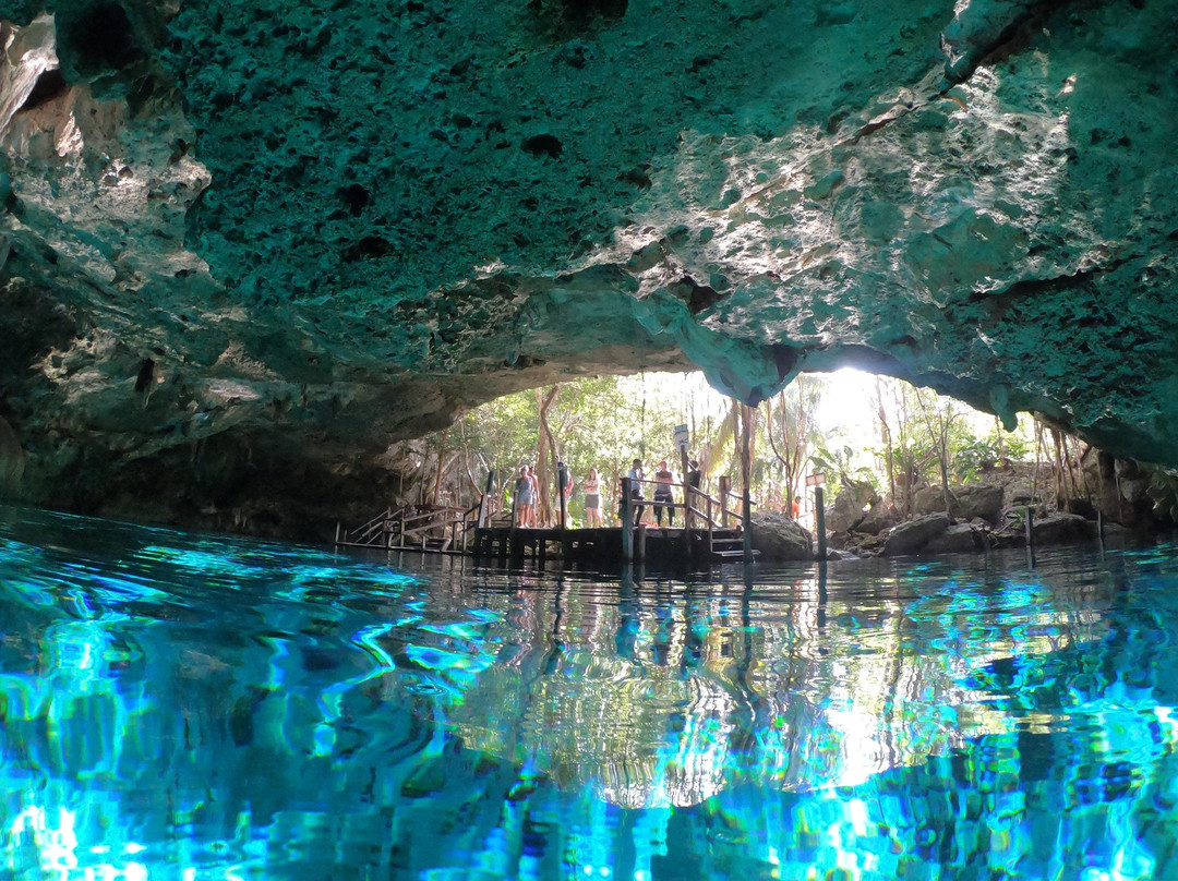Sanctuary Divers-图伦必去景点