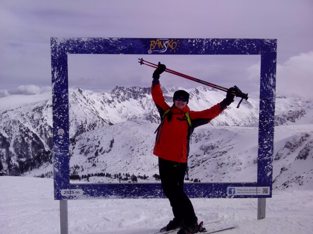 M&G Snow, School & Rental-班斯克必去景点