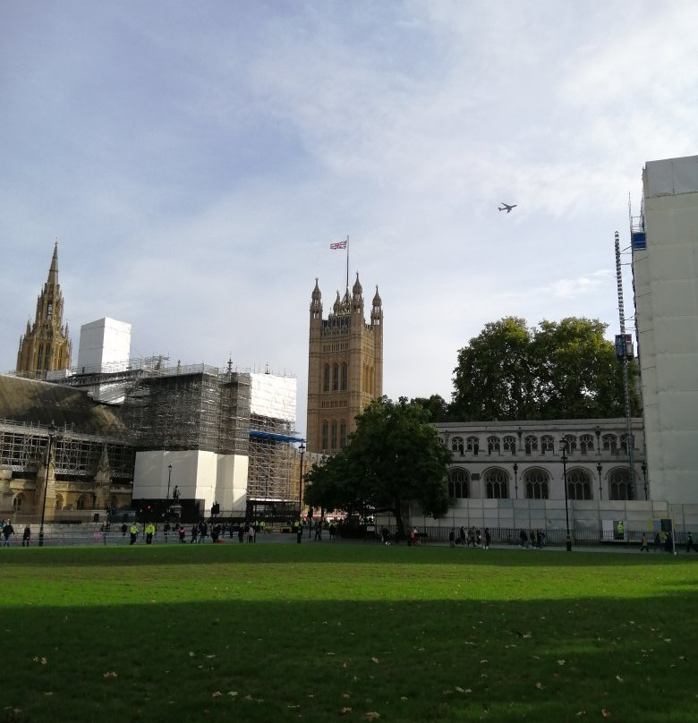 议会大厦景点图片