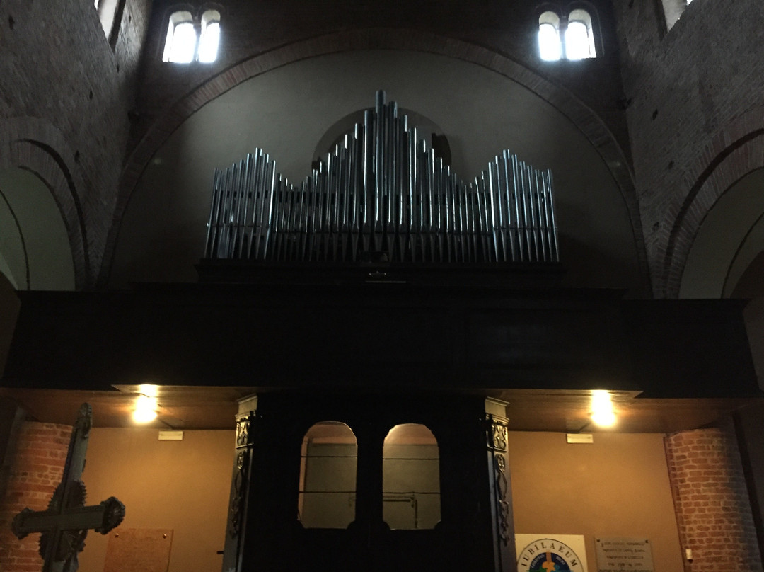Basilica di Santa Maria Maggiore-Lomello必去景点