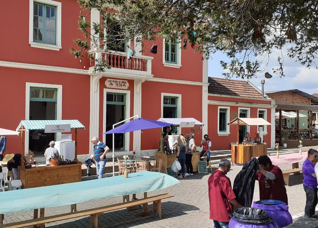 Praça Padre José Ferlin-Monte Belo do Sul必去景点