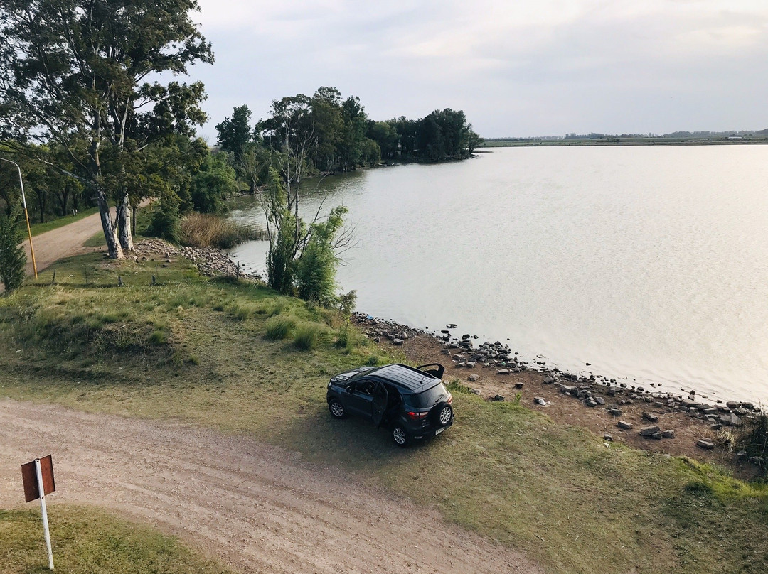 Laguna La Arocena景点图片