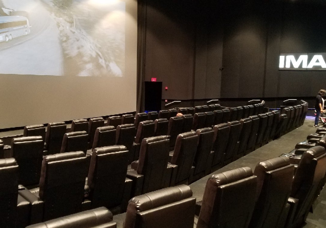 昆斯旅游景点-AMC Loews Fresh Meadows