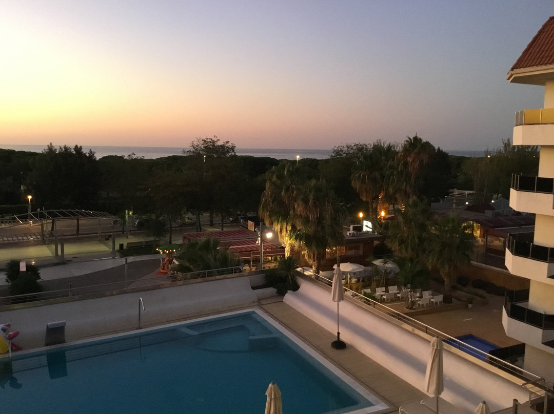 Odissea Park Aparthotel主图