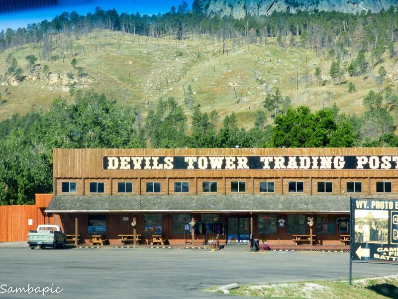 Devils Tower Trading Post景点图片