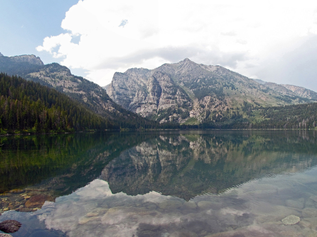 Phelps Lake Trail景点图片
