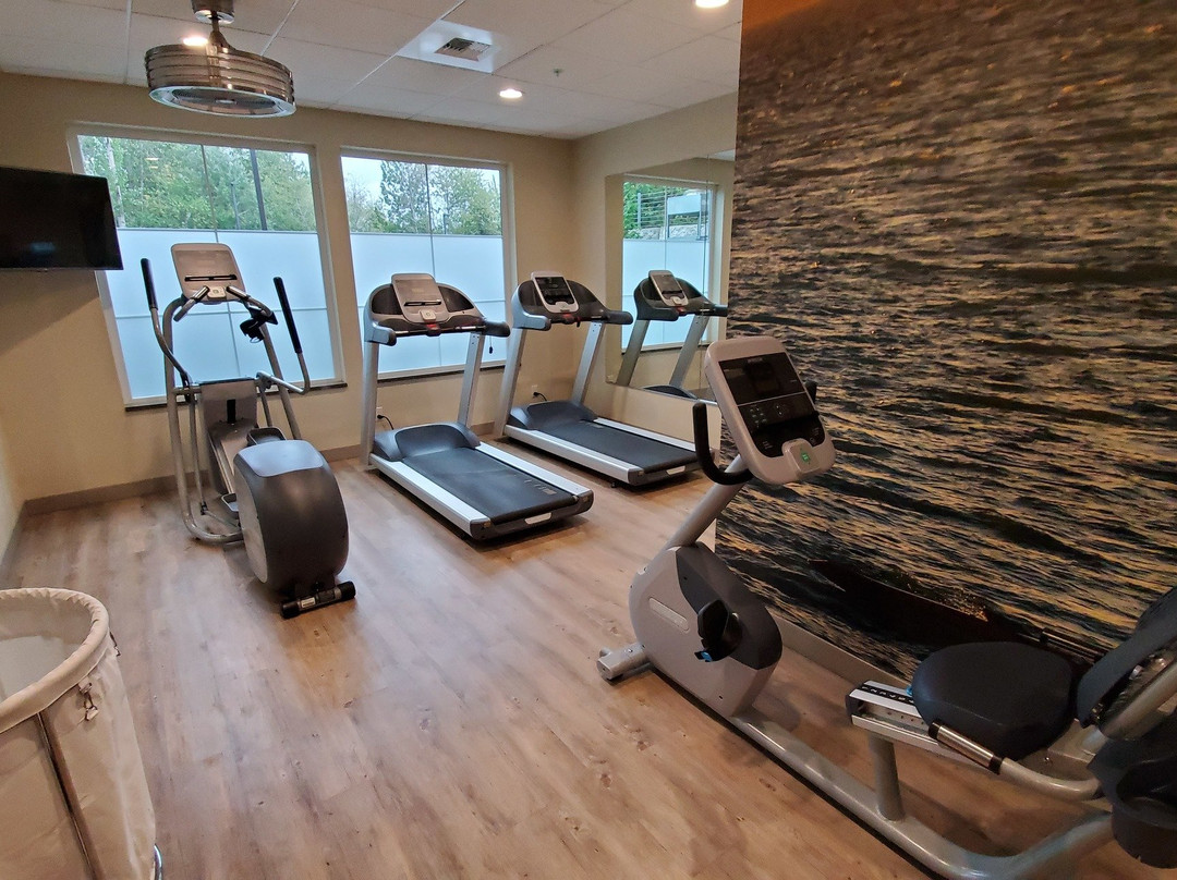 Oxford Suites Bellingham主图