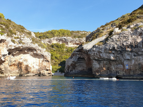 Ilirio's Hvar Tours-赫瓦尔必去景点