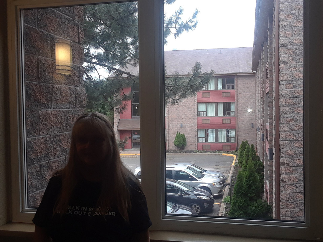 Ontario Travel Information Centre - Barrie-巴利必去景点