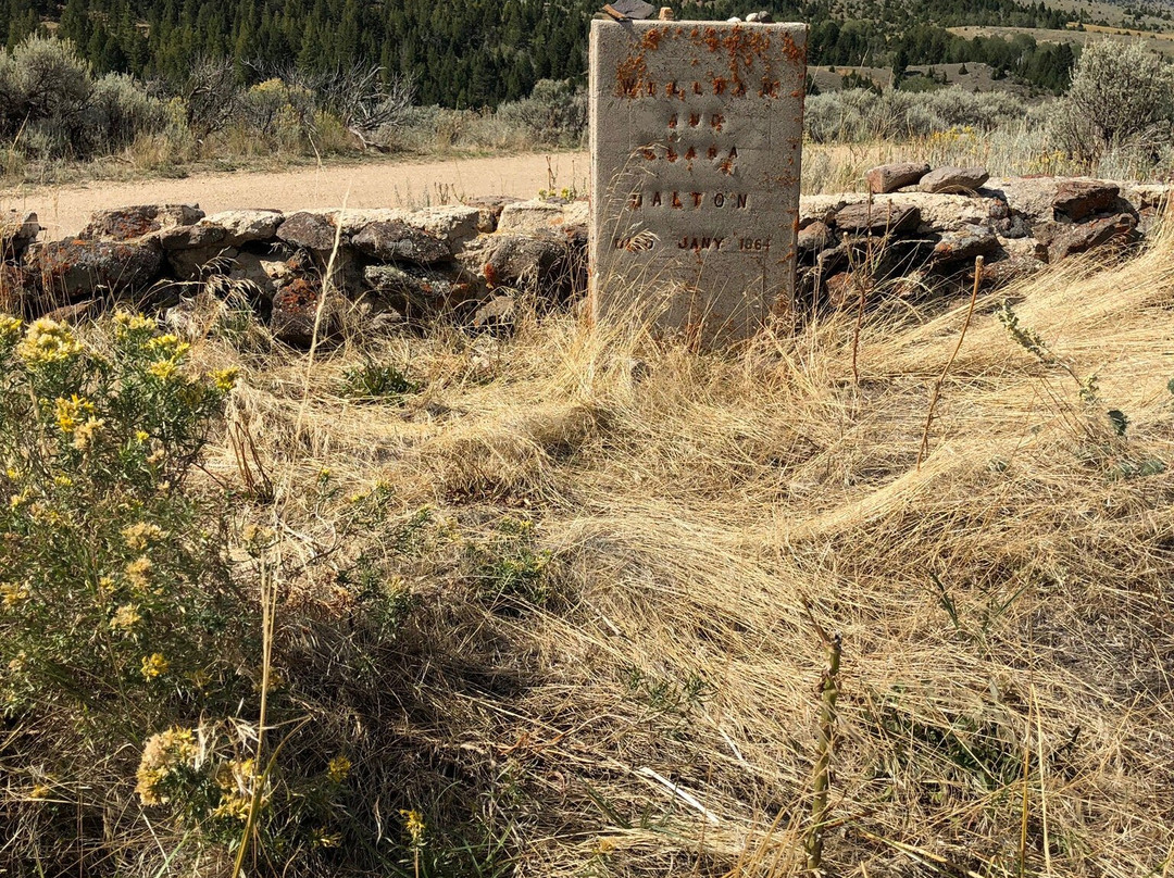 Boot Hill Cemetery景点图片