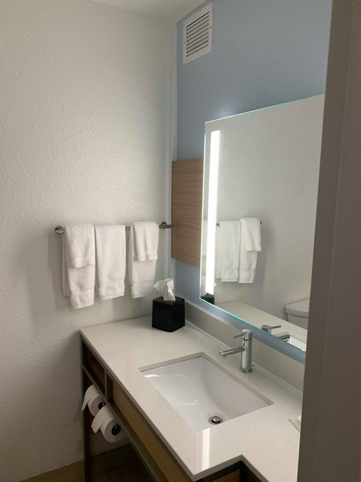 Hilton Garden Inn St. Augustine Beach-浴室