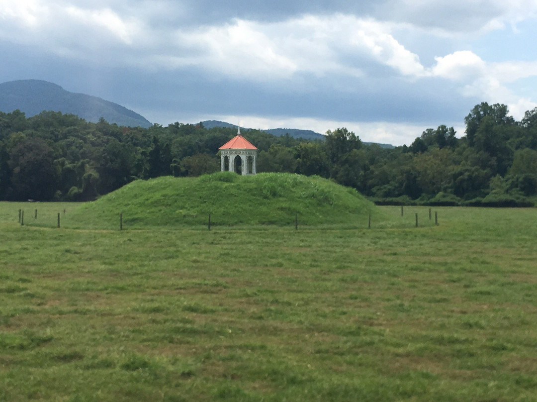 Romeo and Juliet Indian Mound Tragedy Site-海伦必去景点