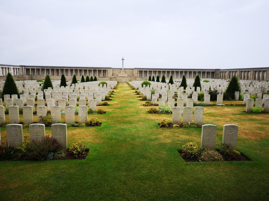 Pozieres Memorial景点图片