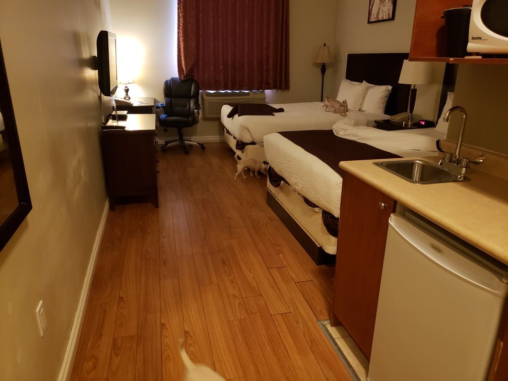 Days Inn by Wyndham Chetwynd主图