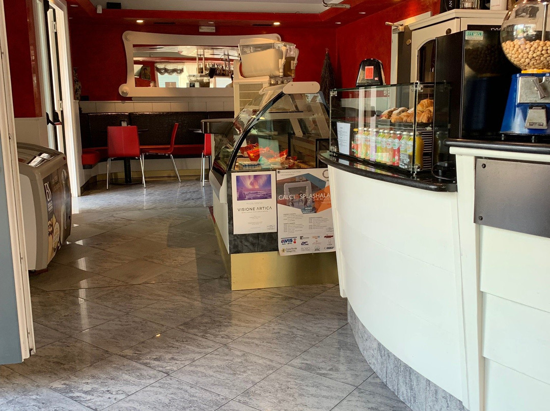 Caffe Commercio-Ala必去景点