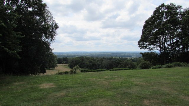 Leith Hill Place景点图片
