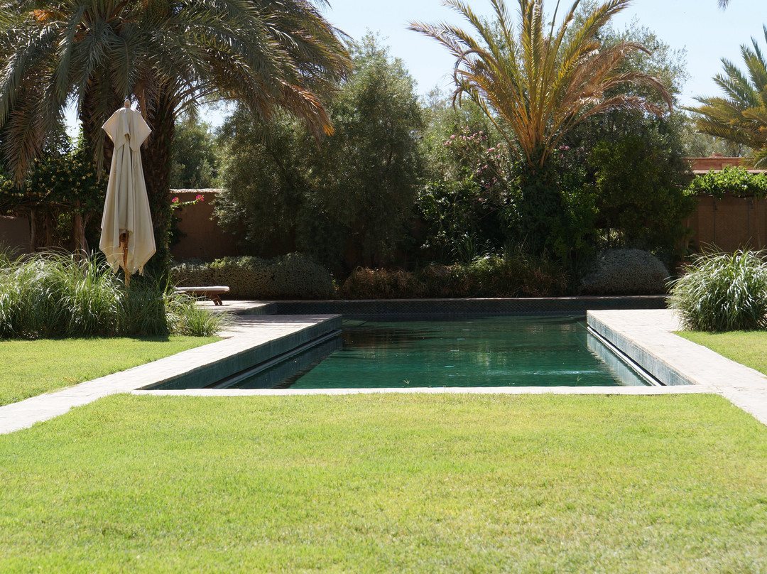 达阿拉姆酒店主图