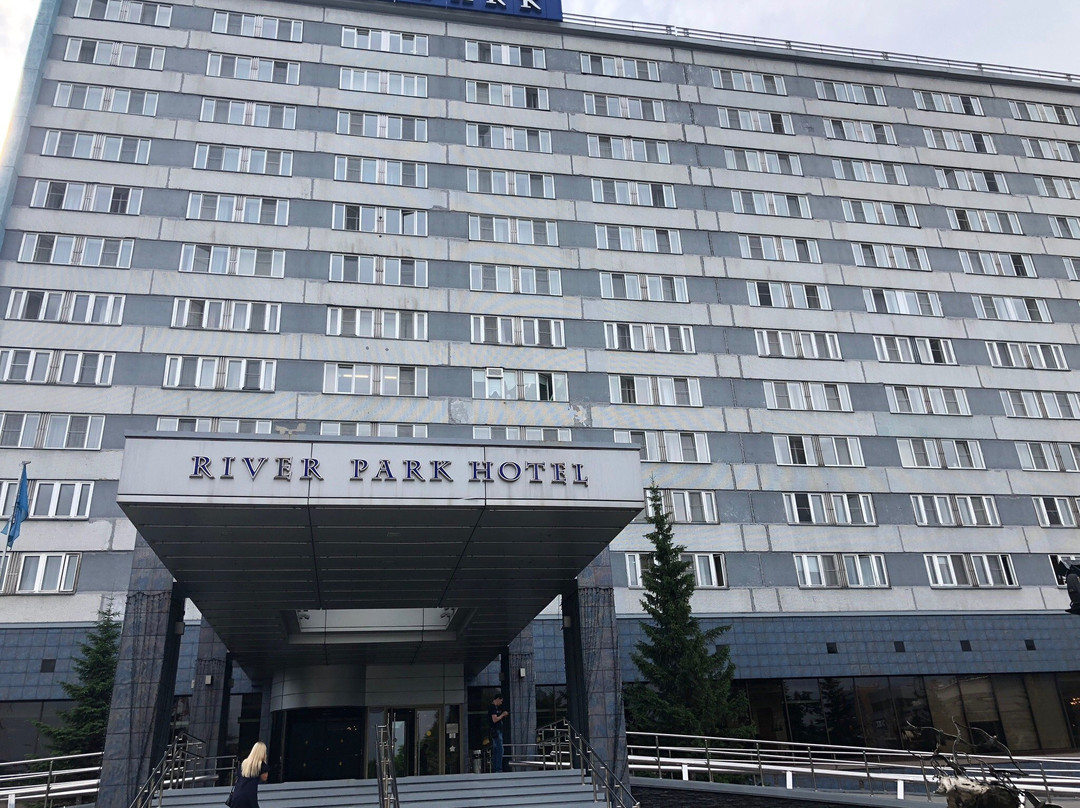 River Park Hotel主图