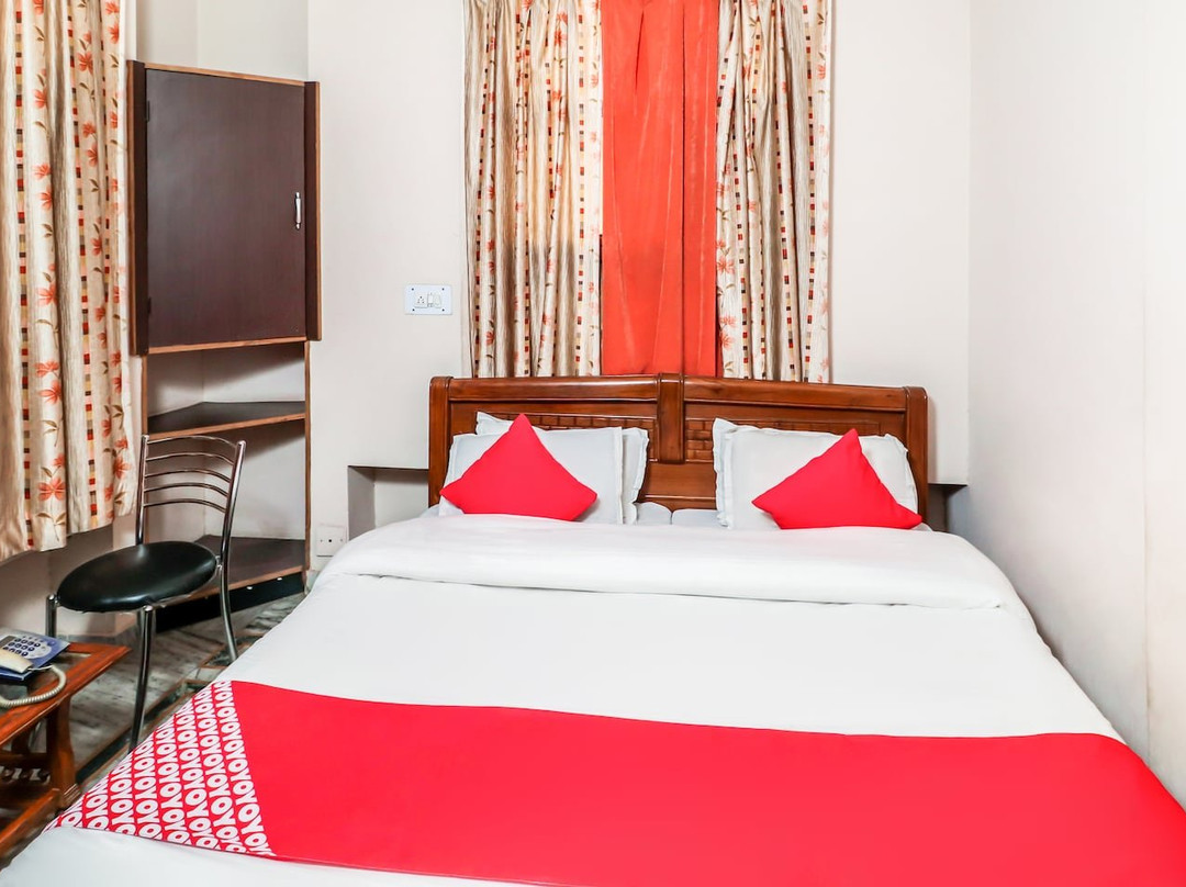 OYO 25077 Hotel Ashoka Regency主图