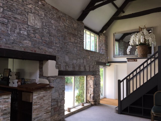 Mendip Spring Golf & Country Club主图