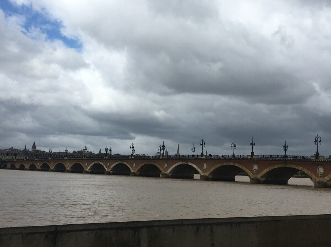 Bordeaux Authentic Tour-波尔多必去景点