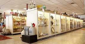 Rhode Island Antiques Mall-Pawtucket必去景点
