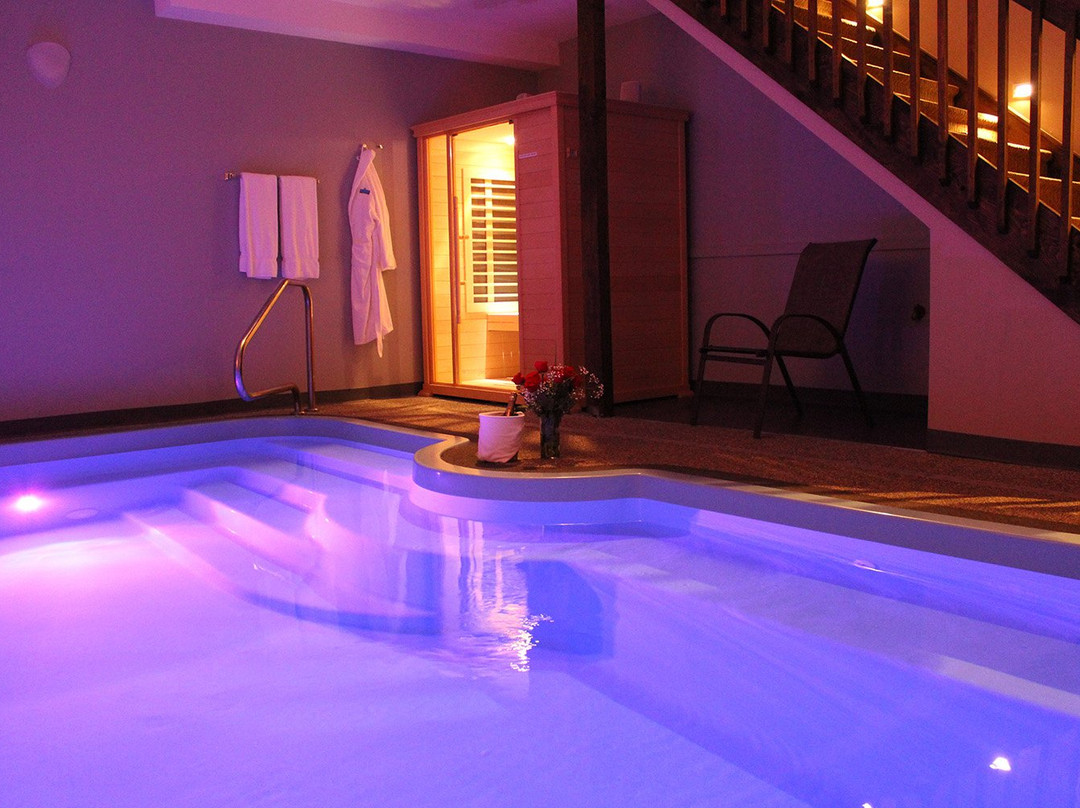 Belamere swimming pool suites主图