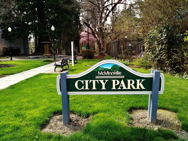 McMinnville City Park景点图片