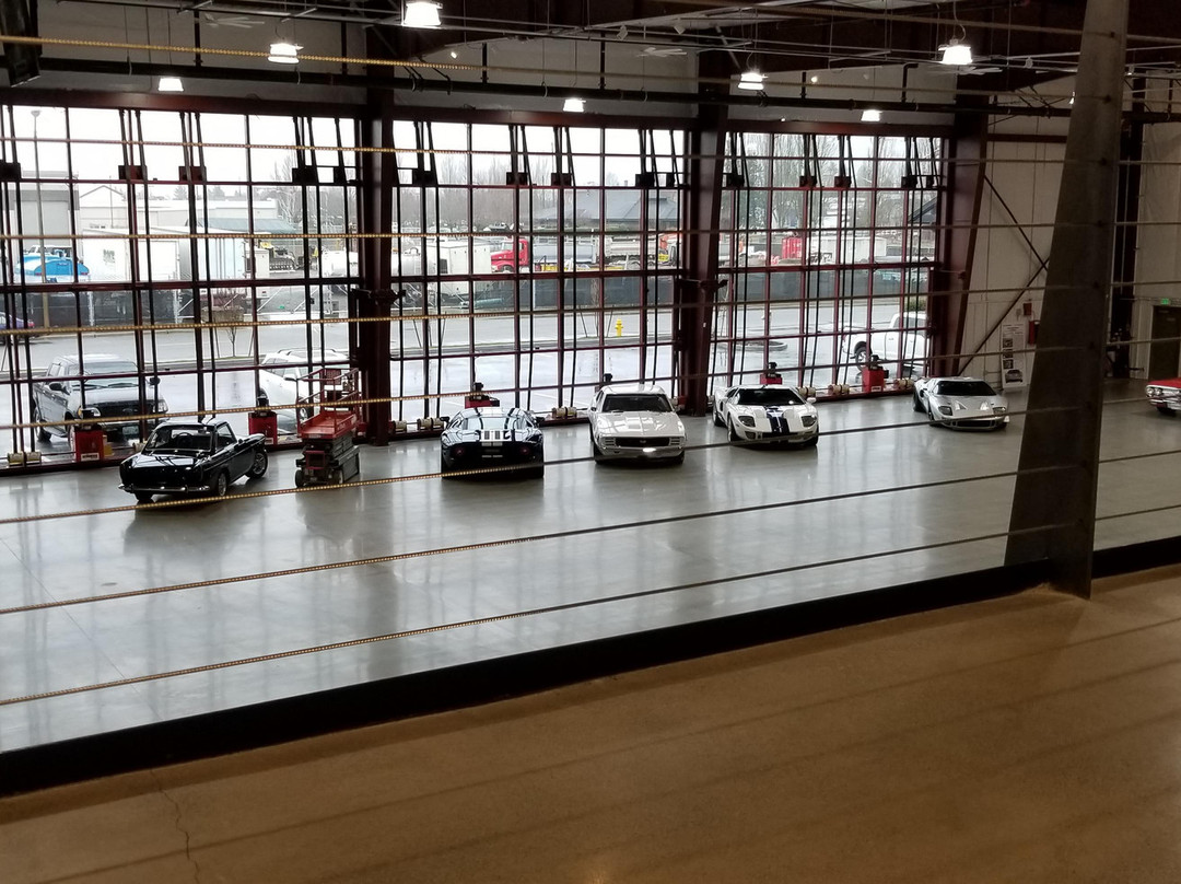 Thunder Dome Car Museum-Enumclaw必去景点