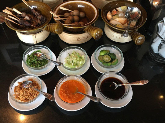 阿里斯塔帕拉姆邦酒店主图