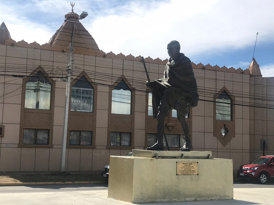 Hindu Temple-蓬塔阿雷纳斯必去景点